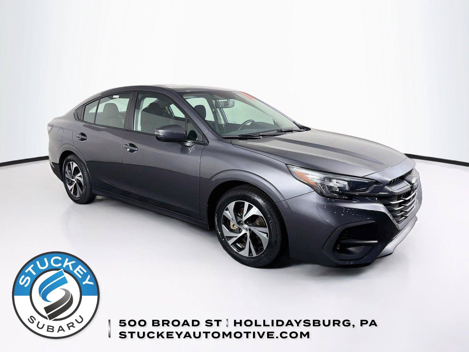 Used 2025 Subaru Legacy Premium AWD/4WD image 1