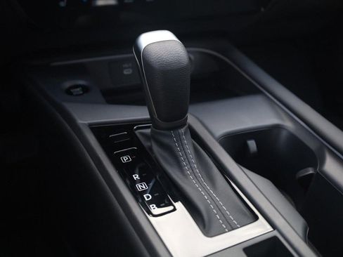 New 2026 Nissan Sentra SV w/ SV Convenience Package FWD image 19