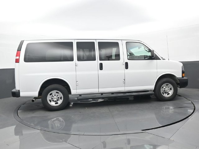 Used 2022 Chevrolet Express 2500 LS w/ Driver Convenience Package RWD image 2