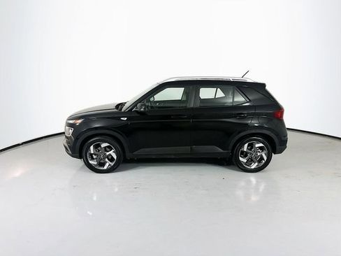 Used 2025 Hyundai Venue SEL image 6