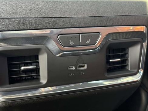 Certified 2024 GMC Sierra 3500 Denali Ultimate image 22