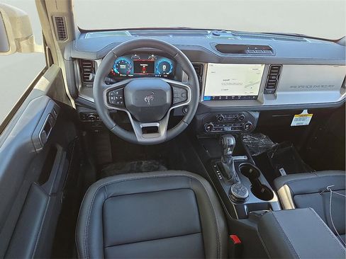 New 2025 Ford Bronco Outer Banks image 10