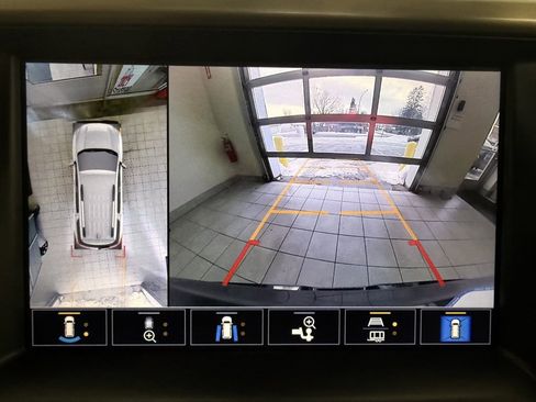 Certified 2021 GMC Acadia Denali w/ GMC Pro Grade Package image 10