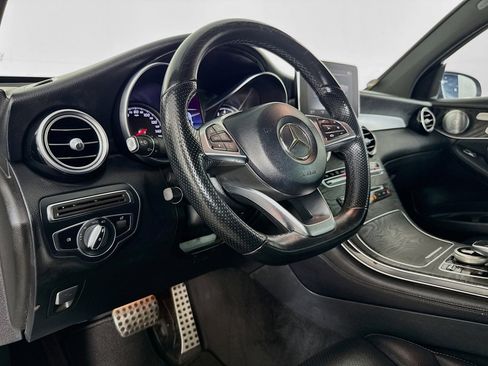 Used 2018 Mercedes-Benz GLC 300 4MATIC Coupe image 21