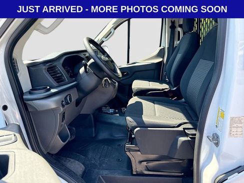 Used 2025 Ford Transit 250 Low Roof w/ Exterior Upgrade Package RWD image 14