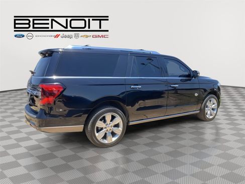 Used 2023 Ford Expedition Max King Ranch RWD image 4