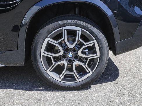 New 2026 BMW X1 xDrive28i w/ Technology Package AWD/4WD image 8