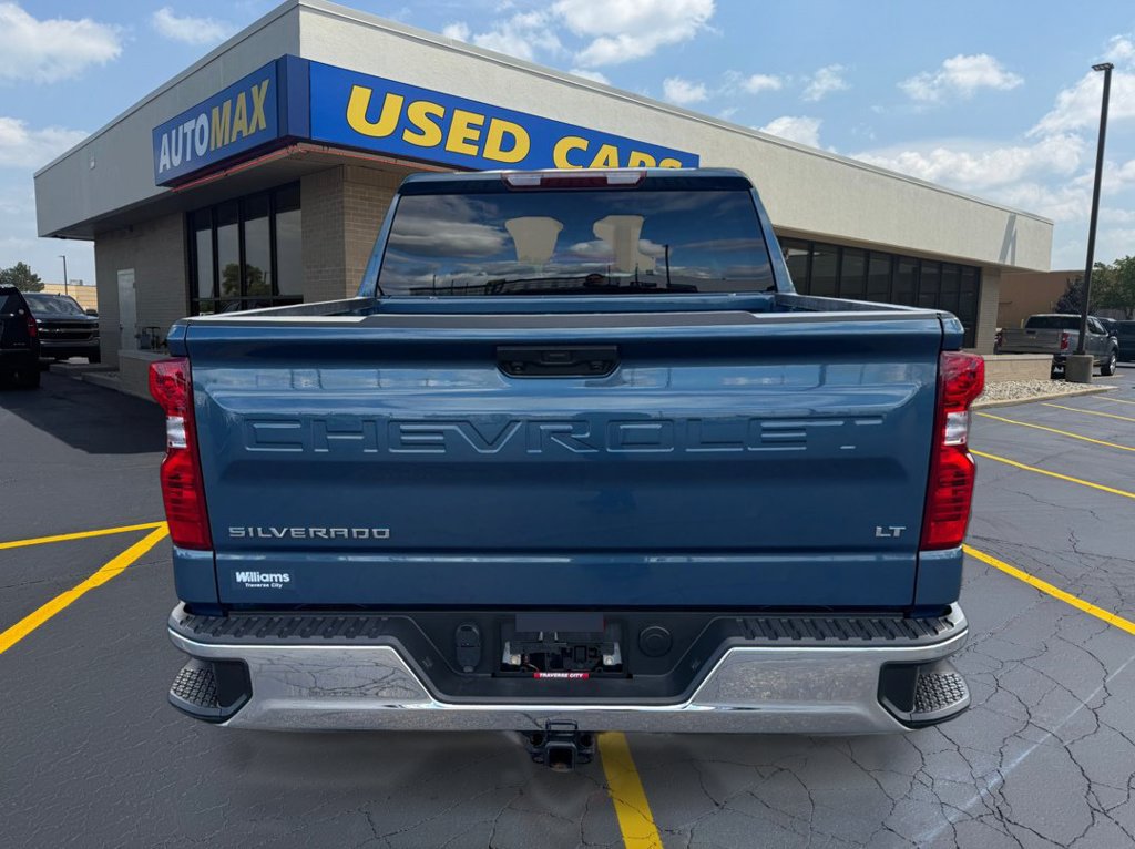 Used 2024 Chevrolet Silverado 1500 LT AWD/4WD image 6