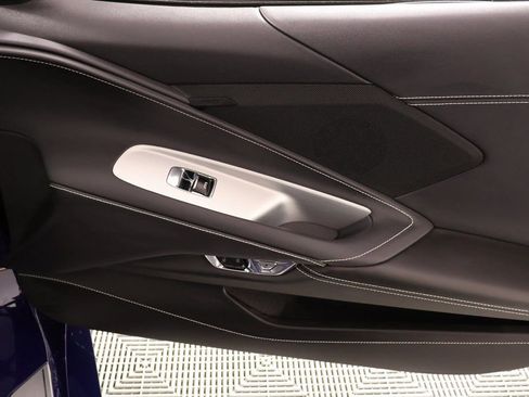 Used 2025 Chevrolet Corvette Stingray Coupe w/ 1LT image 15