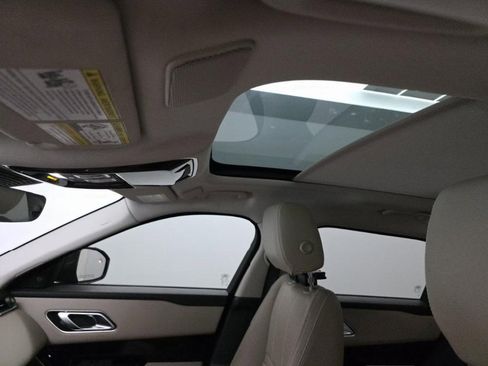 Used 2023 Land Rover Range Rover Velar R-Dynamic S image 8