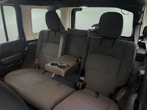 Used 2022 Jeep Wrangler Unlimited Rubicon 4xe w/ Cold Weather Group image 20