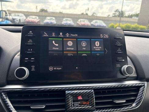Used 2018 Honda Accord EX image 20