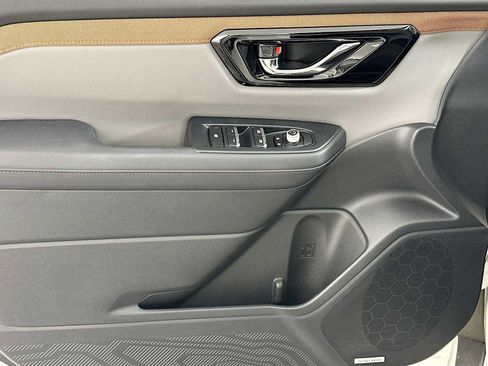 Certified 2025 Subaru Forester Sport AWD/4WD image 16