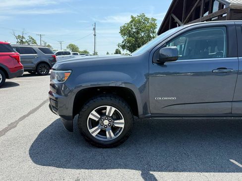 Used 2017 Chevrolet Colorado LT RWD image 31