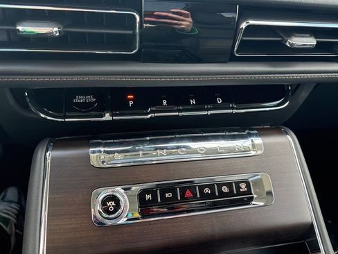 New 2026 Lincoln Aviator Reserve image 17