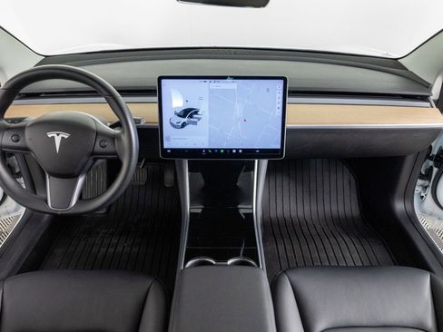 Used 2018 Tesla Model 3 Long Range image 30