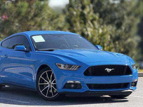 Used 2017 Ford Mustang GT w/ Interior & Wheel Package image 41
