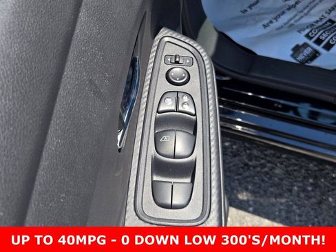 New 2025 Nissan Versa SV w/ Trunk Package image 28