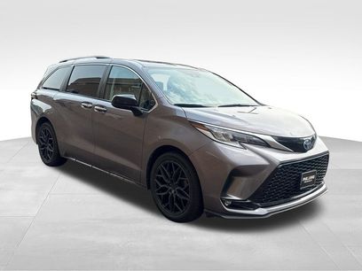 Used 2022 Toyota Sienna XSE w/ XSE Plus Package
