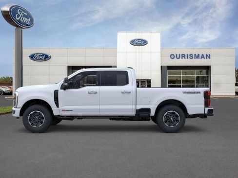 New 2026 Ford F350 Platinum w/ Tremor Off-Road Package image 4