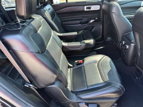 Used 2023 Ford Explorer ST w/ Equipment Group 401A AWD/4WD image 9