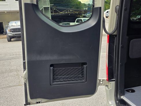 Used 2022 Mercedes-Benz Sprinter 2500 w/ Parking Package image 27
