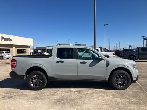 Used 2024 Ford Maverick XLT image 8