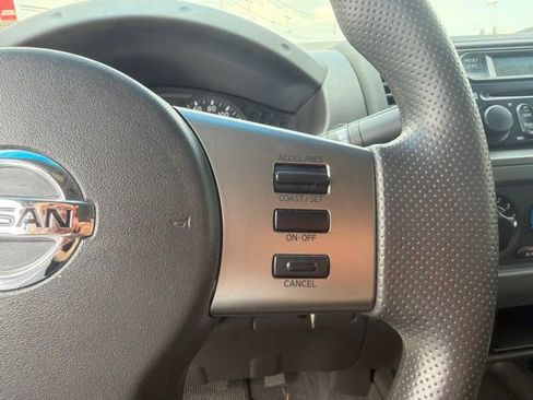 Used 2007 Nissan Frontier SE w/ Power Pkg AWD/4WD image 18