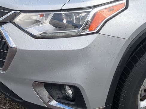 Used 2019 Chevrolet Traverse LT image 15