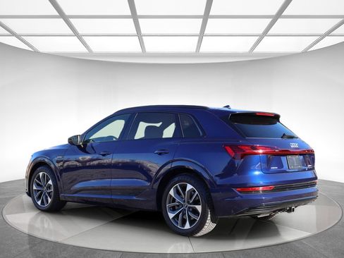 Used 2021 Audi e-tron Premium Plus w/ Premium Plus Package image 7