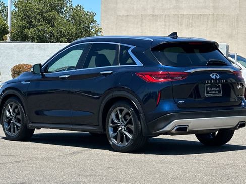 Used 2019 INFINITI QX50 Essential w/ Sensory Package AWD/4WD image 7