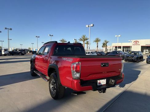 Certified 2022 Toyota Tacoma TRD Off-Road w/ Technology Package image 7