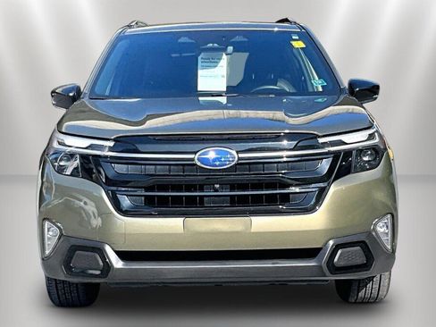 Certified 2025 Subaru Forester Touring w/ Popular Package - Touring AWD/4WD image 2