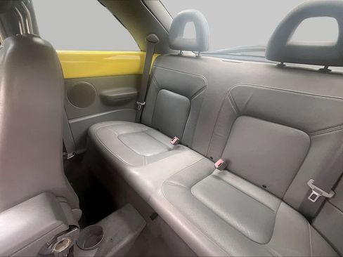 Used 2001 Volkswagen Beetle GLX FWD image 20