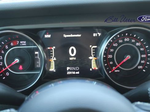 Used 2021 Jeep Wrangler Unlimited Rubicon AWD/4WD image 24