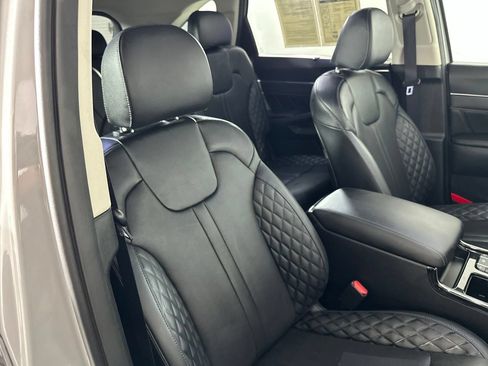 Used 2023 Kia Sorento SX AWD/4WD image 39