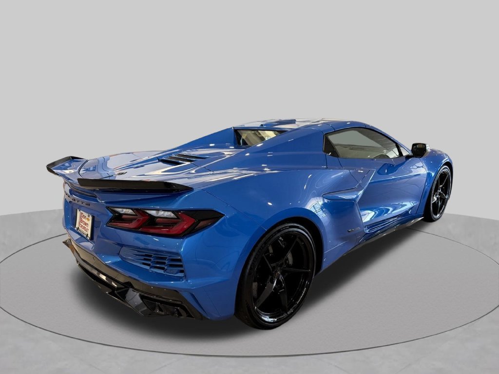 Used 2025 Chevrolet Corvette E-Ray AWD/4WD image 6
