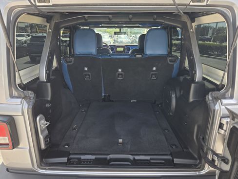 Used 2020 Jeep Wrangler Unlimited Sport S w/ Sun And Sound Package AWD/4WD image 17