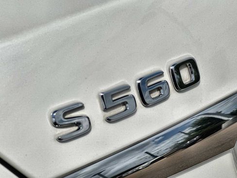 Used 2019 Mercedes-Benz S 560 Sedan image 15