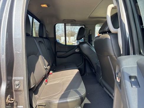 Used 2016 Nissan Frontier PRO-4X w/ Pro-4x Luxury Package image 13
