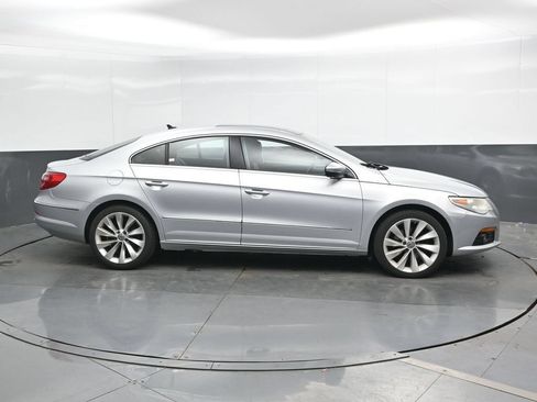 Used 2010 Volkswagen CC Luxury FWD image 3