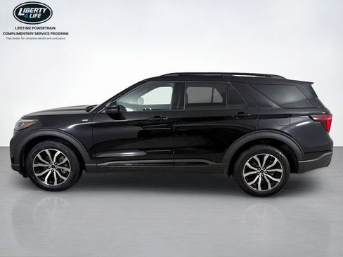 Used 2025 Ford Explorer ST-Line AWD/4WD image 6