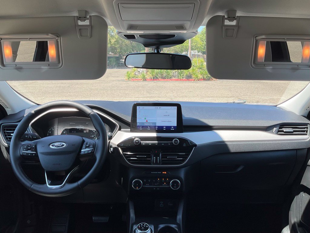 Used 2022 Ford Escape SE w/ SE Sport Appearance Package FWD image 28