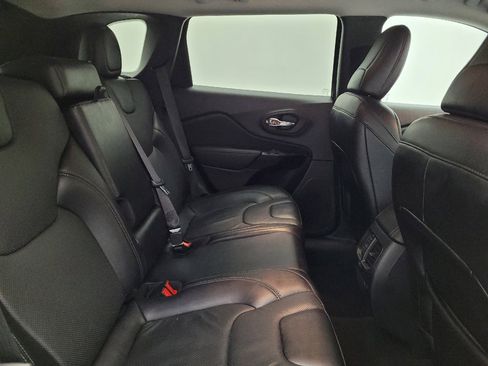 Used 2023 Jeep Cherokee Altitude Lux image 19