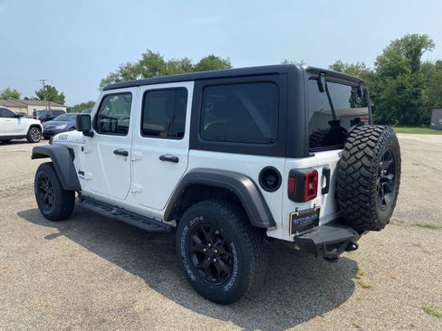 Used 2022 Jeep Wrangler Unlimited Sport AWD/4WD image 3