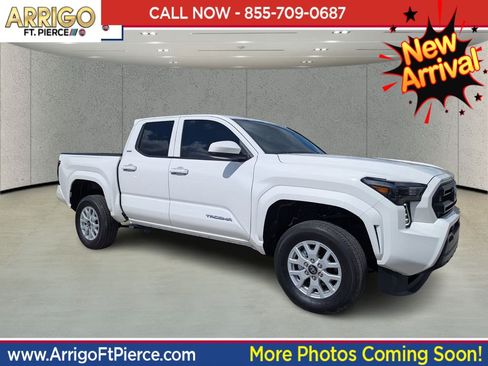 Used 2024 Toyota Tacoma SR5 image 1