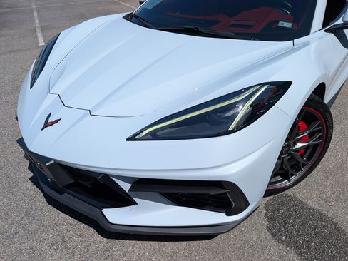 Used 2023 Chevrolet Corvette Stingray Premium Cpe w/ Z51 Performance Package RWD image 13