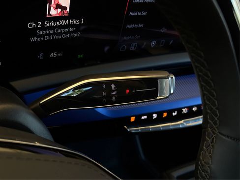 New 2026 Cadillac Optiq V image 29