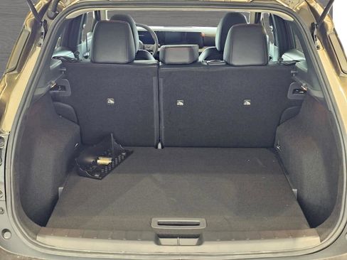 Used 2025 Nissan Kicks SR image 12