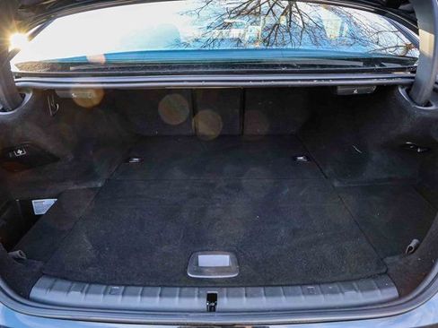 Used 2019 BMW 530e image 23